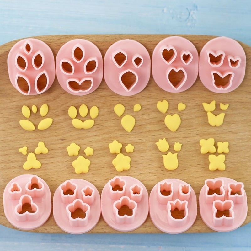 Woow 10 ชิ้นดอกไม้รูปแบบเครื่องตัดดิน 3D เครื่องปั้นดินเผาต่างหูแม่พิมพ์ Handmade Clay เครื่องมือ