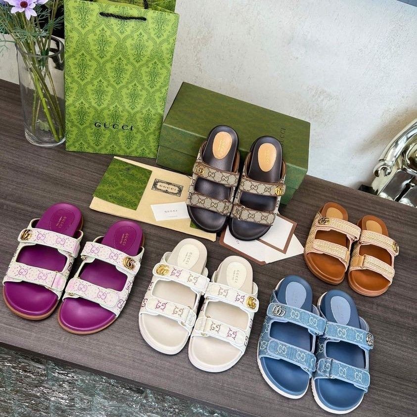 หนา-soled แฟชั่น 2024 Soft-Soled Retro Birkenstock สไตล์ใหม่ฤดูร้อนรองเท้าแตะแบน Casual กลางแจ้งสวมใส่แฟชั่นรองเท้าแตะสุภาพสตรี