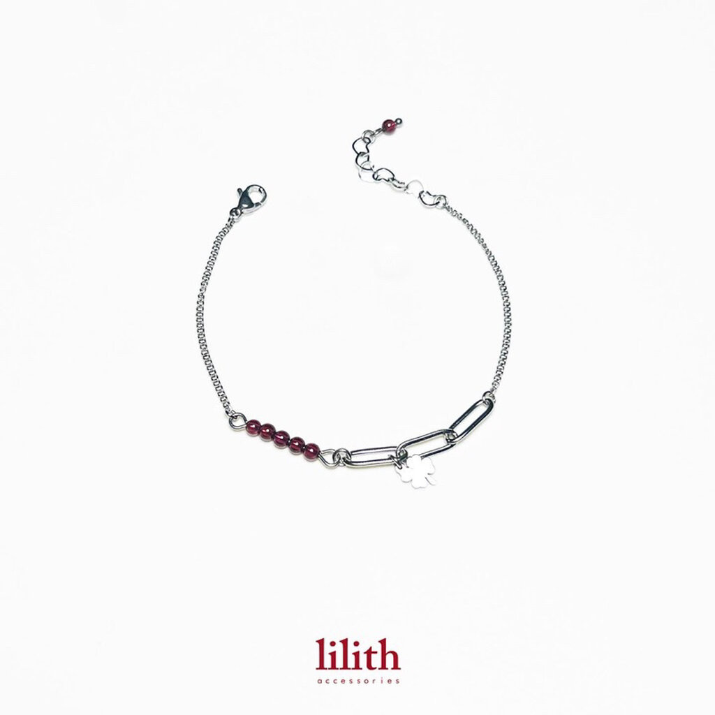 Lilith - Garnet stone bracelet สร้อยข้อมือ จี้ใบโคลเวอร์ รูปที่ 2