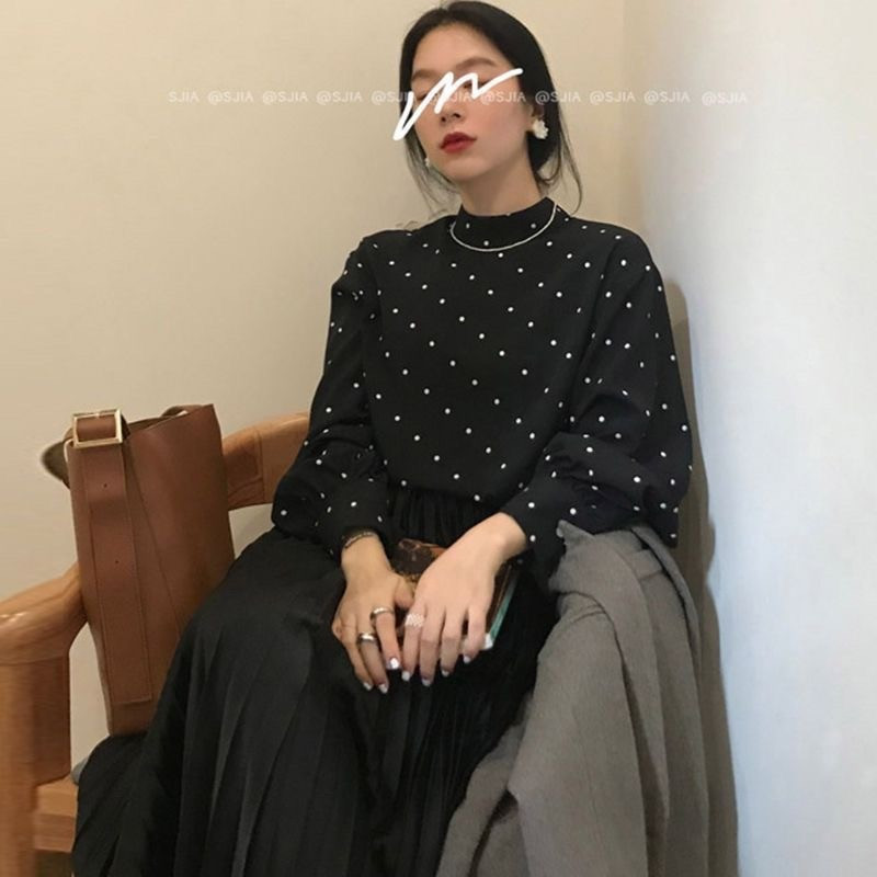 เกาหลีเกาหลีฝรั่งเศสย้อนยุคสีดําสีขาวลายจุดครึ่งคอปกสูงหลวมพัฟแขน จุดต่ําสุด เสื้อด้านบนหญิงบันทึกทอขนแกะ x9ส HXSI