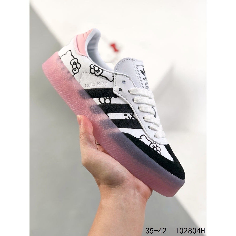 Adidas Samba Hello Kitty Co แบรนด ์ Samba Collection Thick Sole Versatile Classic Casual Sports Board Shoes