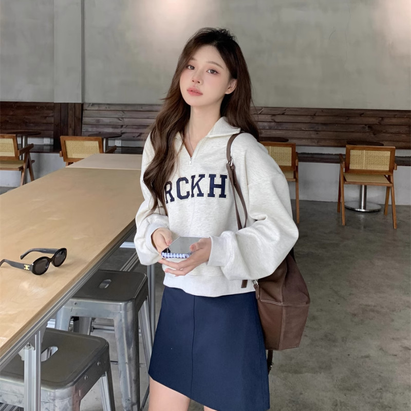 Solovely สไตล์เกาหลี ปัก โปโล สเวตเตอร์ แขนยาว เสื้อสตรี หลวม สเวตเชิ้ต