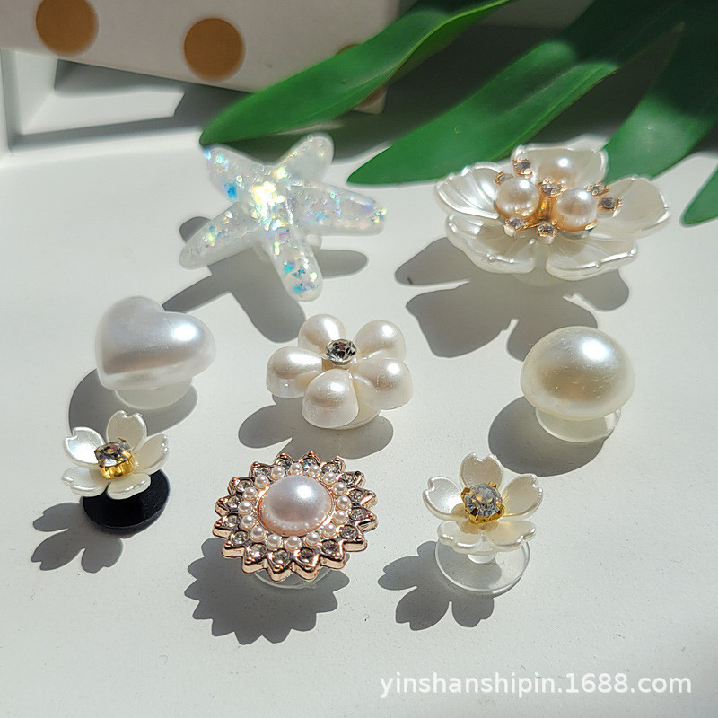 เครื่องราง Jibbit ที่สวยงามสําหรับรองเท้าคริสตัล Croc สําหรับหัวเข็มขัดหมุดรองเท้าดอกไม้สําหรับอุปกร