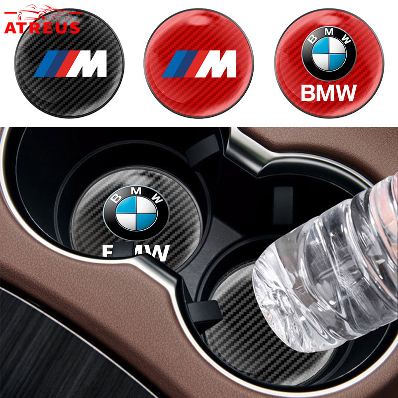 1ชิ้น BMW M แผ่นรองแก้วน้ําในรถยนต์ คาร์บอนไฟเบอร์แผ่นรองแก้วน้ําในรถยนต์ กันลื่น แผ่นรองแก้วเครื่องดื่ม สำหรับ BMW G20 F10 E46 F30 E39 G30 E60 E90 X1 E84 645ci E63 E36 E30 X3 F25 X3 G01 X1 F48 F32 F34 E92 G22 F44 IX3 I4 IX