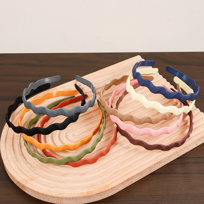กว ้ างปีกWave FrostedแถบคาดศีรษะพลาสติกDopamineสีลื ่ นอารมณ ์ หญิงแฟชั ่ นAll-Matchผมวงอุปกรณ ์ เสริมผม