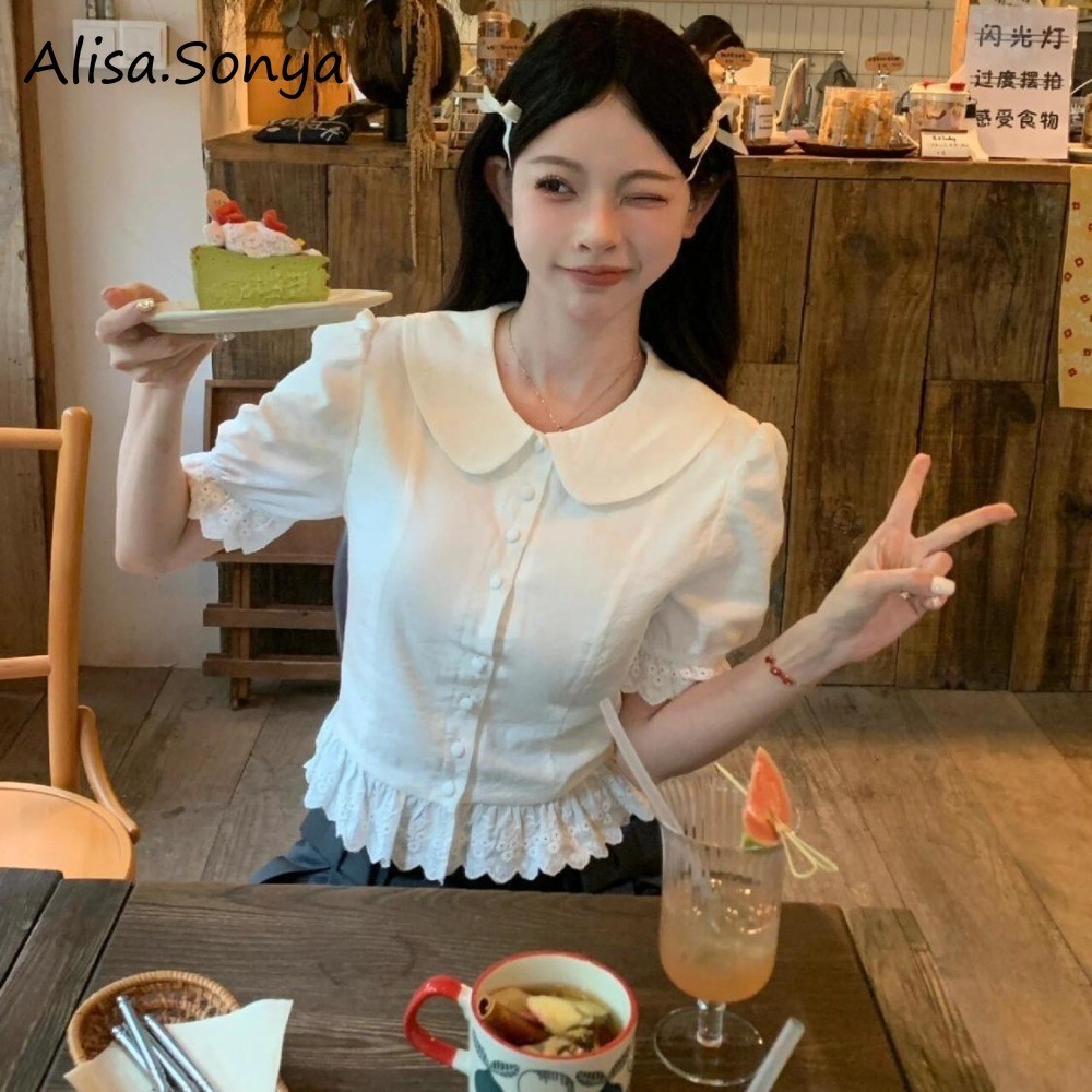 Alisa.Sonya เสื้อเบลาส์ ผู้หญิง แขนสั้น สไตล์ฝรั่งเศส หวานน่ารัก แขนพอง แมตช์ง่าย 24AS1192
