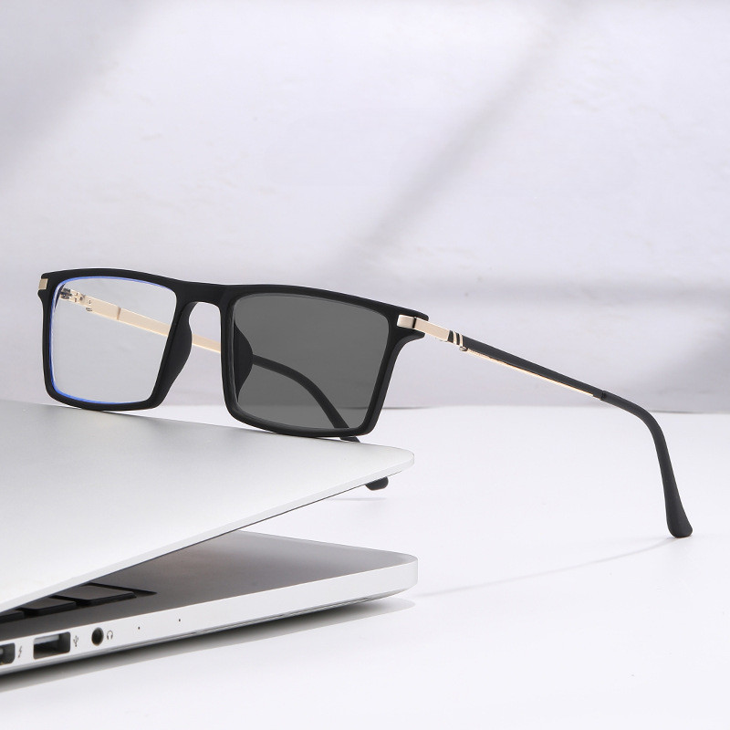 [+0°~+400°] Autozoom เปลี่ยนสีได้โปรเกรสซีฟมัลติโฟกัส dual-purpose anti-blue แว่นอ่านหนังสือสําหรับผู้สูงอายุแว่นสายตายาวสําหรับผู้ชายและผู้หญิง