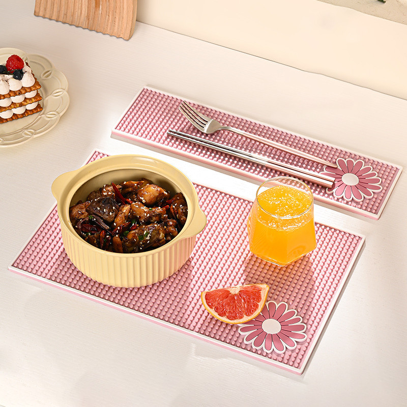 COD🍵Bar Mat Pink เสื่อมัทฉะ ยางรองกันลื่นสำหรับบาร์น้ำ ยางกันลื่นสีชมพูน่ารัก MATCHA