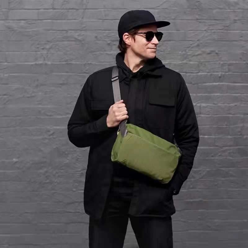 Bellroy Australia Venture Sling 9L Explorer กระเป๋าคาดหน้าอกขนาดใหญ่ความจุที่มาพร้อมกับกระเป๋าสะพาย Messenger