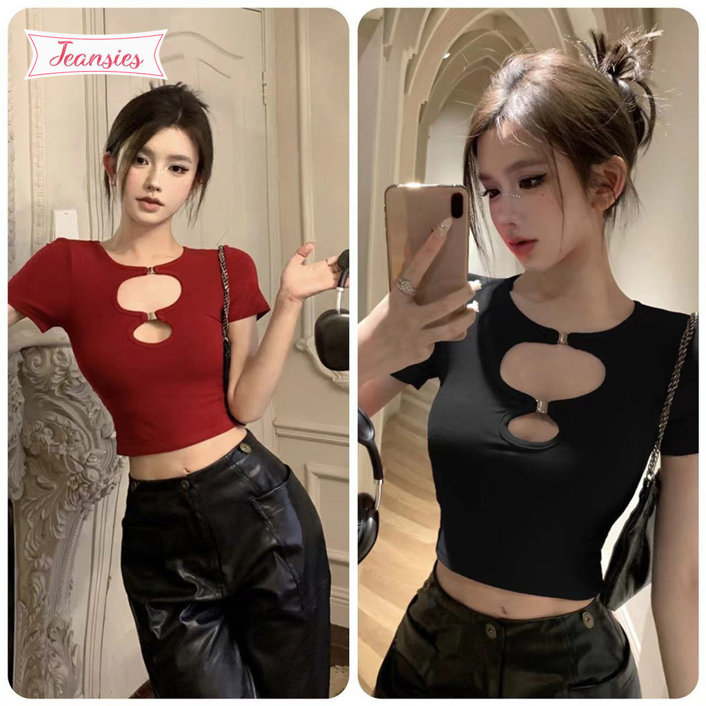 NEW เสื้อแฟชั่นผู้หญิง เสื้อยืดผู้หญิงสไตล์โมเดิร์นสุดเเซ่บ