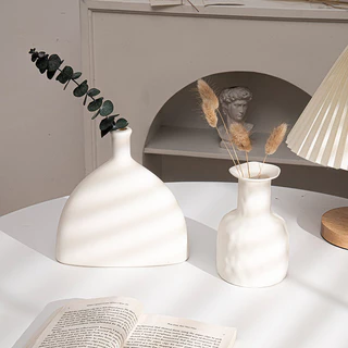 Ins Nordic สไตล ์ แจกัน Creative Minimalist แจกันดอกไม ้ เรือตารางเครื ่ องประดับตกแต ่ งบ ้ าน