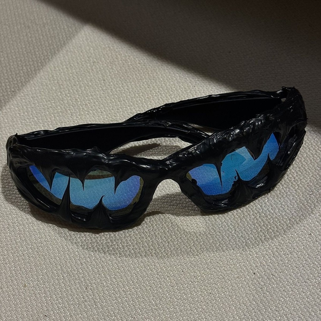 ✨ Pi0neeR Black Snow Mountain แว่นกันแดด avant-garde มืด แฮนด์เมด สไตล์อเมริกัน