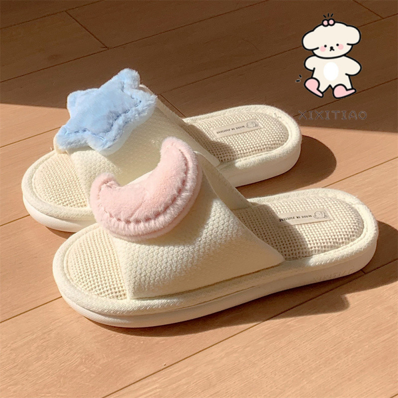 ฉี่เตียว รองเท้าแตะผู้หญิงสี่ฤดูกาลในร่มก้าวบนอึรู้สึกน่ารักดาวดวงจันทร์บ้านนุ่มแต่เพียงผู้เดียวผ้าลินิน