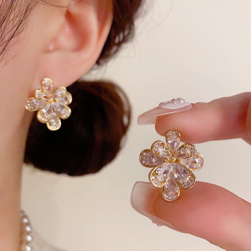 ส925 เงินเข็มประณีตแฟชั่นแสงหรูหราระดับไฮเอนด์รู้สึกดอกไม้อารมณ์ต่างหูที่เรียบง่าย