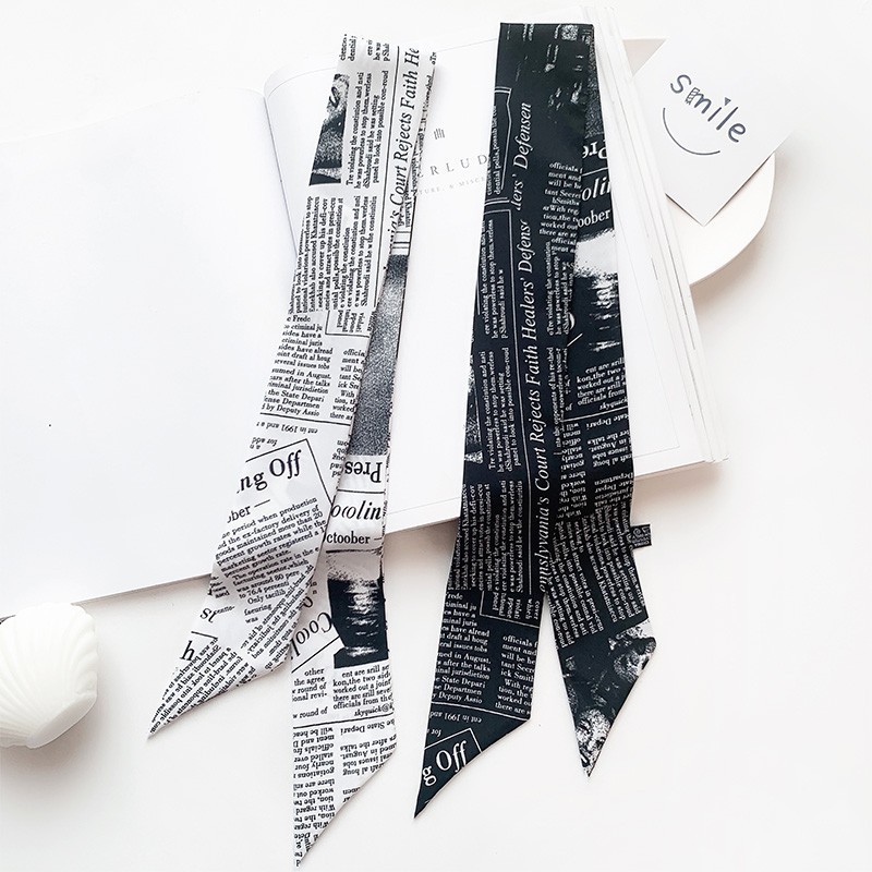ผ้าพันคอสไตล์เกาหลีพิมพ์ภาษาอังกฤษเรียบง่ายใช้งานได้หลากหลายผ้าผูกผมสายกระเป๋าผ้าริบบิ้นบางหรูหราแถบยาวแคบผ้าพันคอขนาดเล็กตกแต่ง