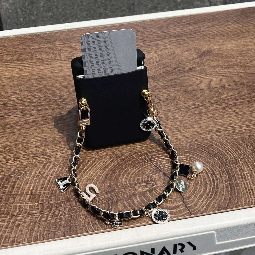 Flip7 Z Flip6 Samsung Galaxy Z Flip5 card Case แฟชั่น camellia พร้อมสายโซ่ยาว Samsung Galaxy Z Flip 3 Flip 4 5G hard กันกระแทกโทรศัพท์ความคิดสร้างสรรค์กรณีฝาครอบ - รูปที่ 7