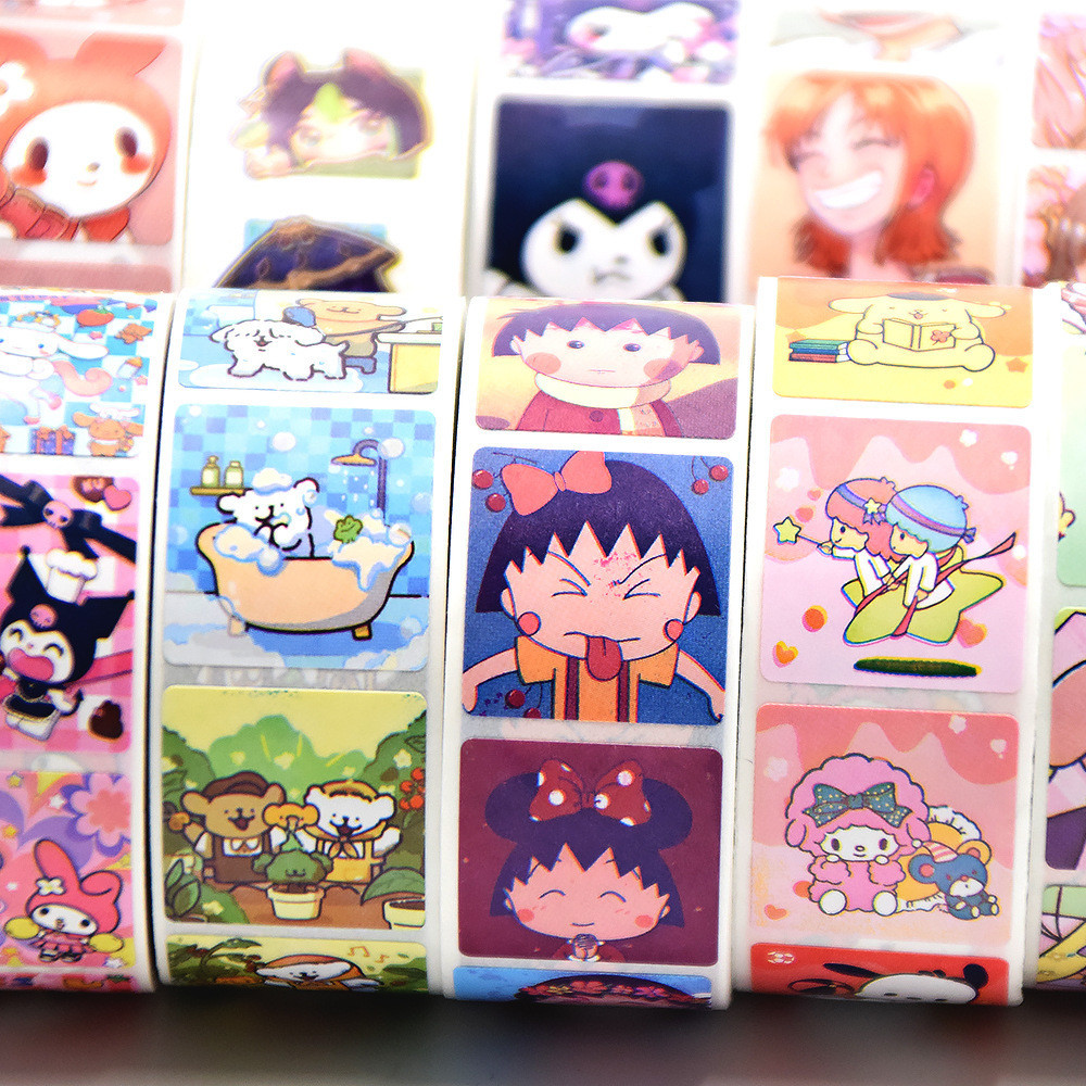 500 ชิ้น/ม้วนการ์ตูนน่ารักป้าย PAW Patro/Sanrio Family/Genshin Impact/One Piece King/SpongeBob/Doraemon/Ultraman Theme Series สติกเกอร์ปิดผนึก