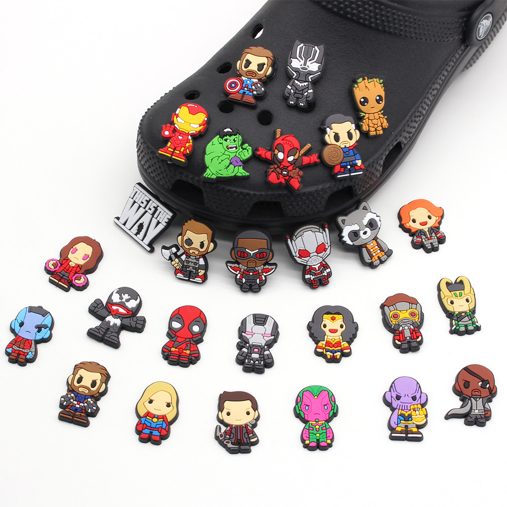 รองเท้าแตะแฟชั่น อุปกรณ์เสริม Diy Crocs Jibbitz Charm ขายร้อนของขวัญน่ารักสําหรับเด็กตกแต่งรองเท้า
