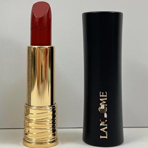 New-lan come-Small Waist Black Tube Matte Lipstick 1.6g Sample