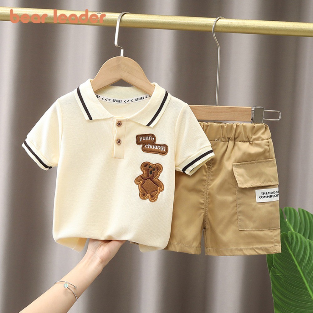หมีผู้นําฤดูร้อนใหม่แขนสั้นลายเสื้อโปโล+กางเกงขาสั้นสองชิ้นชุด12เดือน-5ปีสบายๆหมีพิมพ์เด็กสูท รายา เด็กกีฬาเสื้อผ้า