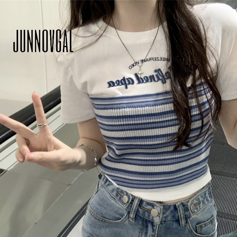 Junnovgal เสื ้ อยืดผู ้ หญิง 2024 เพียงคอกลมสไตล ์ ใหม ่ แขนสั ้ นทุกการแข ่ งขันสีตัดกันลาย