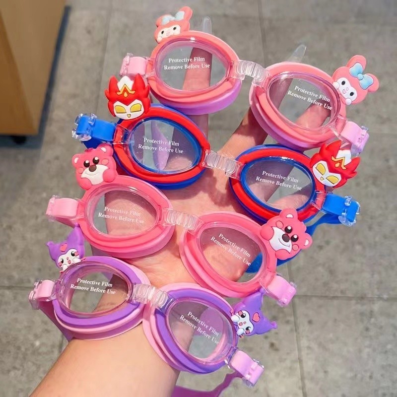 SANRIO ซานริโอ คุโรมิ แว่นตาว่ายน้ําสําหรับเด็กหญิงชาย ทํานอง ยูนิคอร์นซูเปอร์แมนฤดูร้อนแว่นตาว่ายน้ําสําหรับเด็กอายุ 2-8 ปี