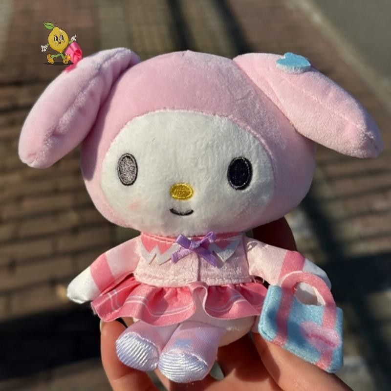 [mozh] 1 ชิ้น Academy Doll Series พวงกุญแจใหม่ Sanrio ของเล่นตุ๊กตาแฟนตาซี Cinnamoroll Kuromi จี้กระเป๋าตกแต่งรถของขวัญวันวาเลนไทน์ [TH]