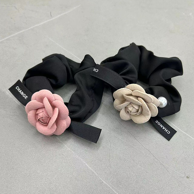 French Pink Pearl Camellia Scrunchy Circle Temperament All-Match แหวนผมสไตล์ใหม่ Headdress เชือกผมเครื่องประดับผม