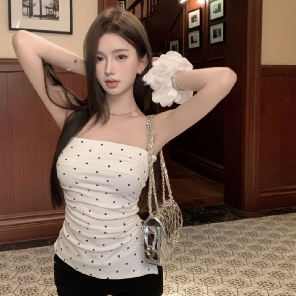 ลายจุดสีขาวที่ไม่มีสายหนังท่อบนเสื้อกั๊กผู้หญิงฤดูร้อนที่เรียบง่ายทุกการแข่งขันเซ็กซี่บริสุทธิ์ปรารถนาสลิมฟิตจีบกรีดสั้นด้านบนสวมใส่ด้านนอก
