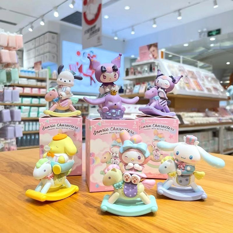 Sanrio Childlike Trojan Series Kuromi Cinnamon Dog ตุ๊กตาน่ารักเครื่องประดับตั้งโต๊ะไม่แท้ (ไม่มีการ์ด)