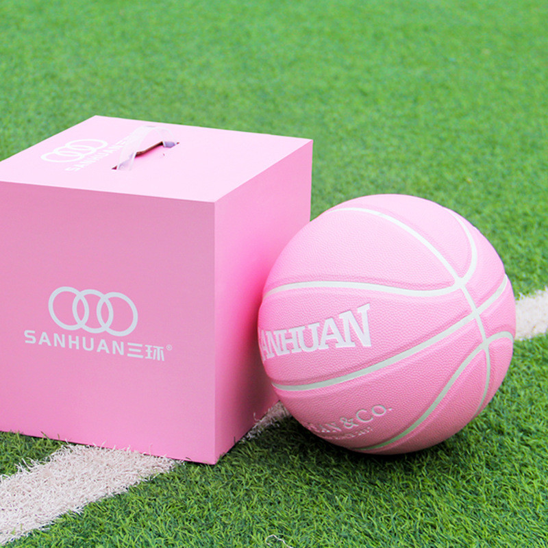 Three-Ring Basketball Pink Girls No. 4 เบอร์ 5 เบอร์ 6 เบอร์ 7มาตรฐานบาสเกตบอลผู้ชายผู้หญิงในร่มกลางแจ้งการแข่งขันการฝึกอบรมการดูดซับความชื้นปู่บาสเกตบอลฟรีตัวอักษรชุดกล่องของขวัญ ราคา ถูกที่สุด ดีลบีเคเค