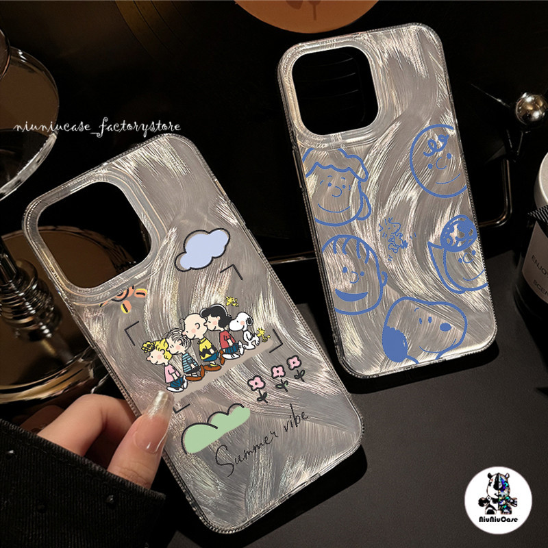 For iPhone 11 13 เคส Snoopy Pattern Feather Laser Case For iPhone 11 12 13 14 15 Pro X XR XS MAX 7 8 Plus SE เคสโทรศัพท์