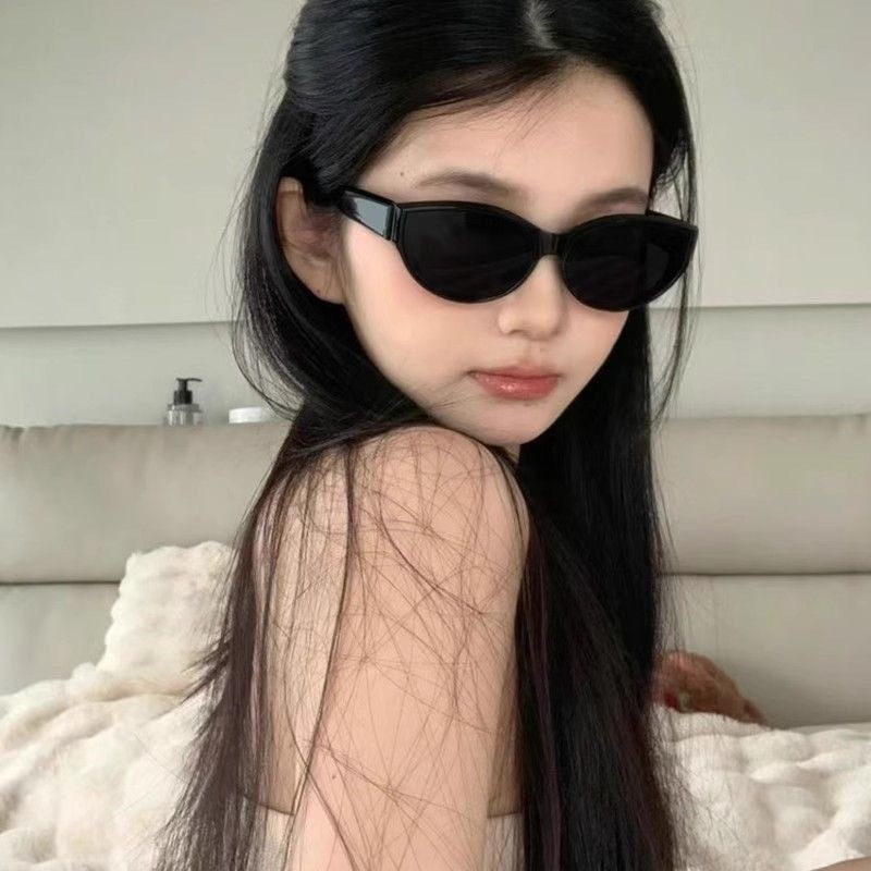 แว่นกันแดดพังก์ [Within One Week 8300+People Fighting Orders] แว่นกันแดดเจนนี่หญิงกลางแจ้ง Photo แว่