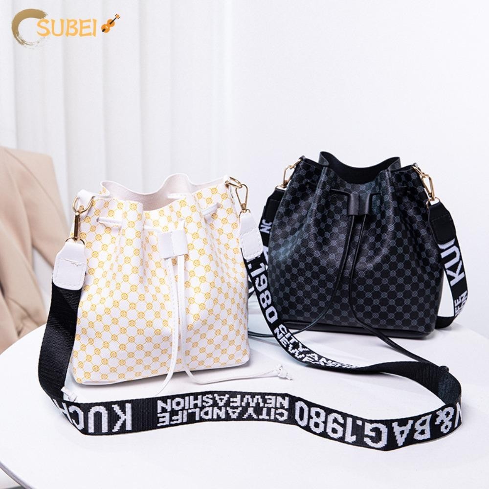 Sukaa Plain Pleated Bag, Casual Plain All-match Women 's Shoulder Bag, Fashion PU Leather Small One-sided Pleated Design Handbag Women
