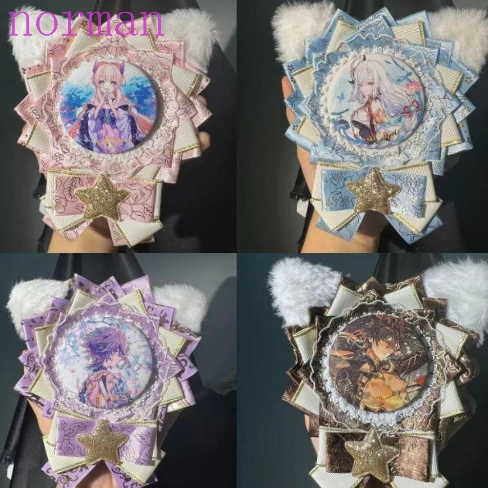 Norman น ่ ารัก Badge Holder, Luxury Kawaii อะนิเมะ Pins จอแสดงผล Base, JK DIY Lacework Badge ตกแต ่ งถาด Pin Protector