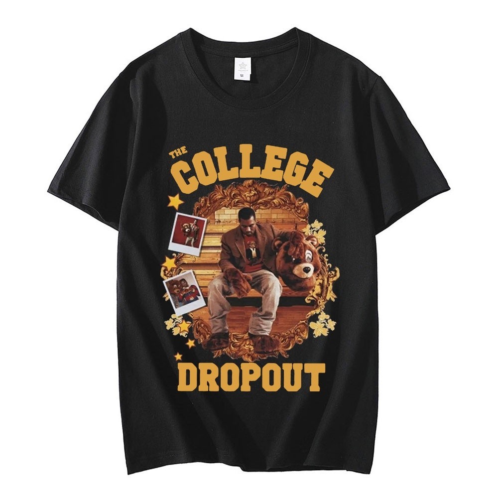 💥Kanye West การจัดส่งที่รวดเร็วKanye เสื้อยืดลําลอง แขนสั้น พิมพ์ลายอัลบั้มเพลง West สําหรับผู้ชายS-