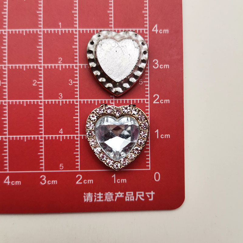 10ชิ้นที่มีสีสันสไตล์ชาแนลสแควร์พีชหัวใจเพชรอัญมณีอุปกรณ์พลาสติก ทําเอง เคสโทรศัพท์กิ๊บเครื่องประดับหลุมรองเท้าสติก - รูปที่ 4