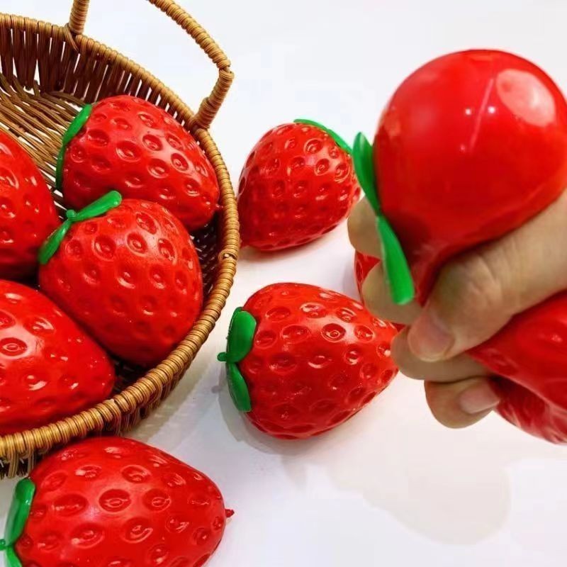 สเตอเบอรี่ สกุชชี่ สกุชชี่สตรอเบอร์รี่ ของเล่น ยืดได้บีบได้หดได้ สตรอเบอร์รี่บีบ เล่นคลายเครียด บีบมือเสริมพัฒนาการ