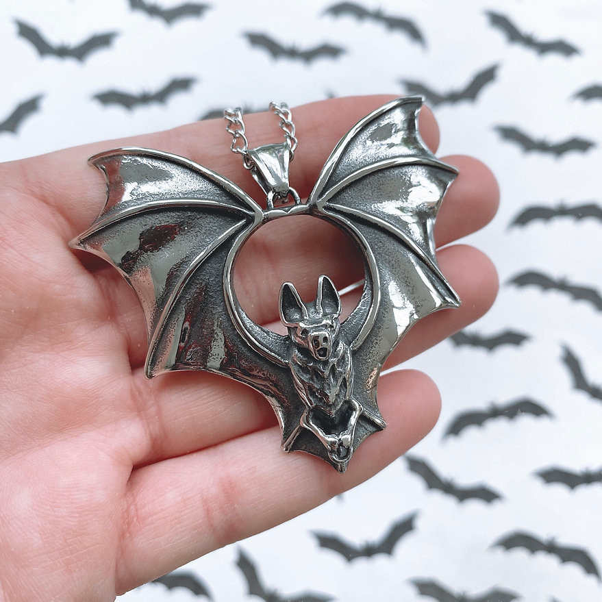 ใหม่สไตล์โกธิคแวมไพร์ค้างคาวใหญ่ ย2เค ฮาโลวีนเครื่องประดับสร้อยคอที่ไม่ซ้ําใคร