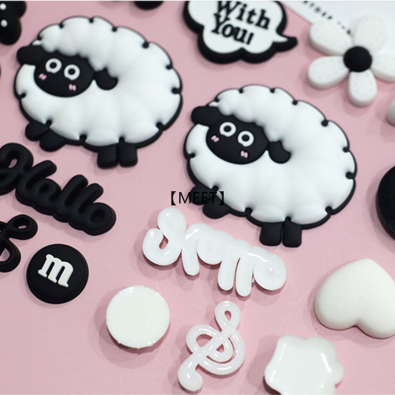 [ Meet ] 10pcs/pack การ ์ ตูนแกะน ้ อยกาวนุ ่ ม DIY เครื ่ องประดับอุปกรณ ์ เสริมเคสโทรศัพท ์ ฉนวนกันความร ้ อนถ ้ วยน ้ ําตกแต ่ ง Patch PVC กาวนุ ่ มชุดอุปกรณ ์ เสริม