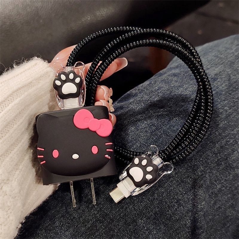 น่ารักสีดํา Hello kitty ตกแต่ง 18w/20w Charger Protector ชุด Charger Case Cable Protector สําหรับ iPhone11 12 13 14pro max