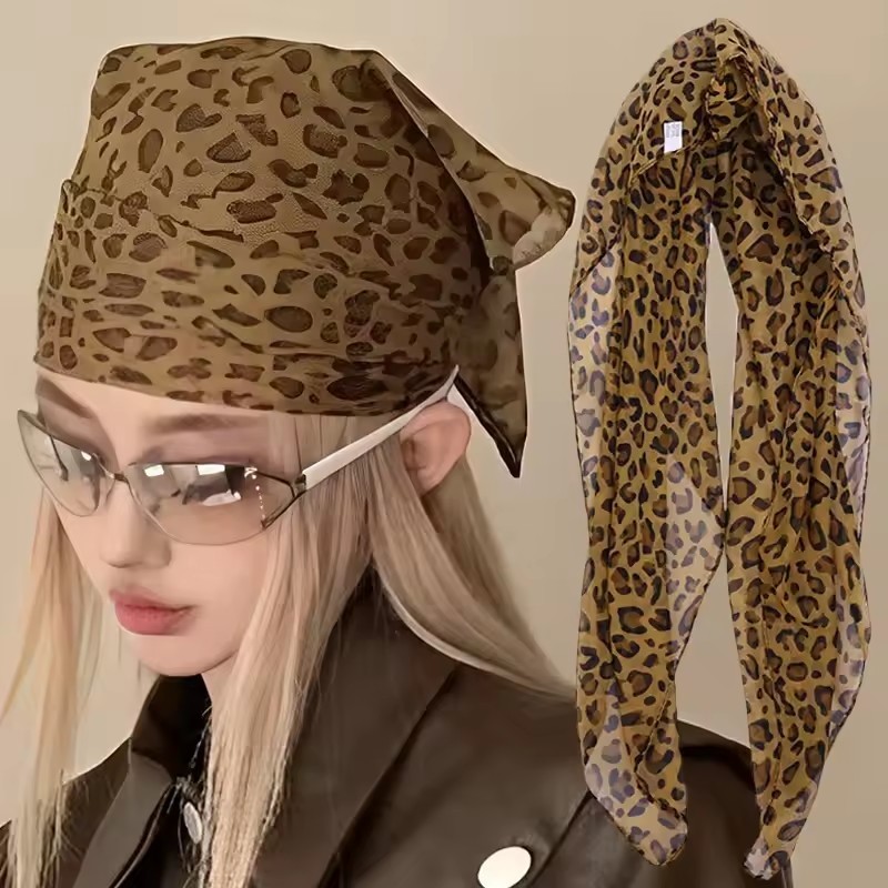 Y2k Spice Girls Leopard Headscarf - ที่คาดผมผ้าพันคอผู้หญิง - ที่คาดผมลายเสือดาวสีเข้ม - เกาหลี INS ผ้าพันคอไหมหวาน - ผ้าพันคอย้อนยุคที่สร้างสรรค์ - ผ้าพันคอย้อนยุคฝรั่งเศส