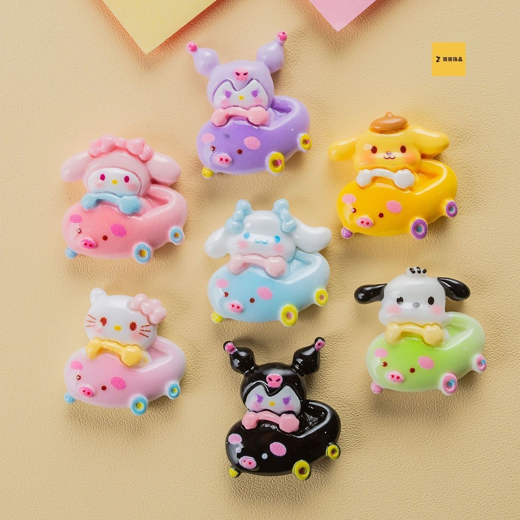 [3 # ] อุปกรณ ์ เสริมเรซิ ่ น Sanrio หมูรถ diy อุปกรณ ์ เสริมครีมกาวอุปกรณ ์ เสริมผมคลิปหัวเชือกเคสโทรศัพท ์ ถ ้ วยน ้ ําสติกเกอร ์ ZQ