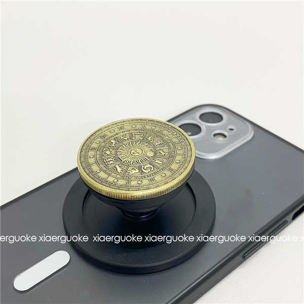 griptok magsafe griptok Retro Tarot Lucky Coin Niche เหมาะสําหรับขาตั้งแม่เหล็ก MagSafe โทรศัพท์มือถือถุงลมนิรภัยคงที่บนเดสก์ท็อป