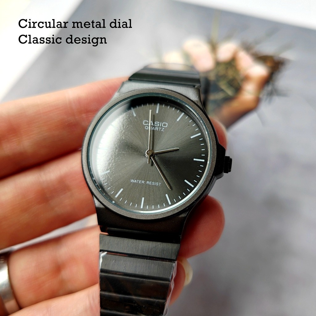 Mq24 วงกลมโลหะ Dial Roma นาฬิกา unisex ทองสแตนเลสควอตซ ์ นาฬิกาข ้ อมือ