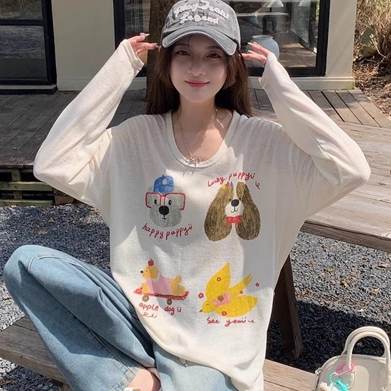 Suysuy พร้อมส่ง เสื้อยืด แขนยาว ทรงคอกว้าง งานผ้าฝ้าย บางๆ แต่งสกรีนลายการ์ตูน น่ารักมาก ใส่ได้หลายแบบ สำหรับผู้หญิง