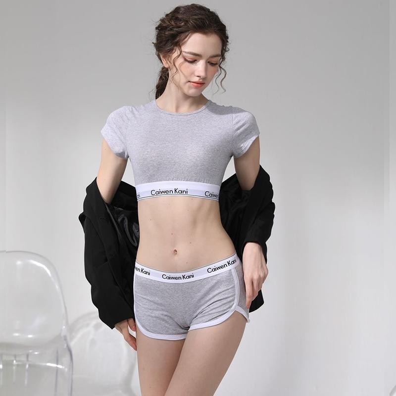 มีสไตล ์ และสะดวกสบายในระหว ่ างการออกกําลังกายของคุณด ้ วยเสื ้ อยืดแขนสั ้ นและเลกกิ ้ งสตรีของเรา - รูปที่ 6