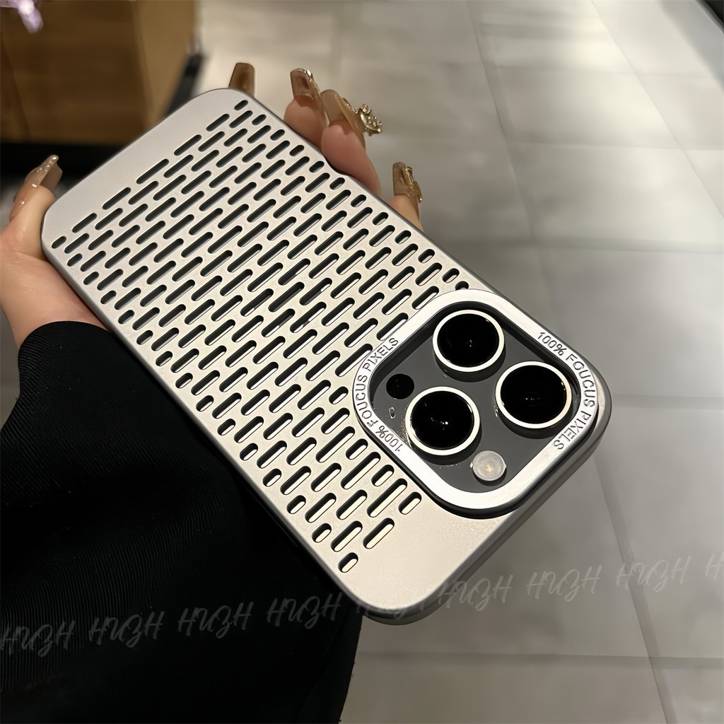 เคสโทรศัพท์ระบายความร้อนกรอบโลหะฉลุ iPhone 15 Pro Max 11 12 13 14 Pro Max เคสโทรศัพท์กันรอยขีดข่วนและทนต่อการตก