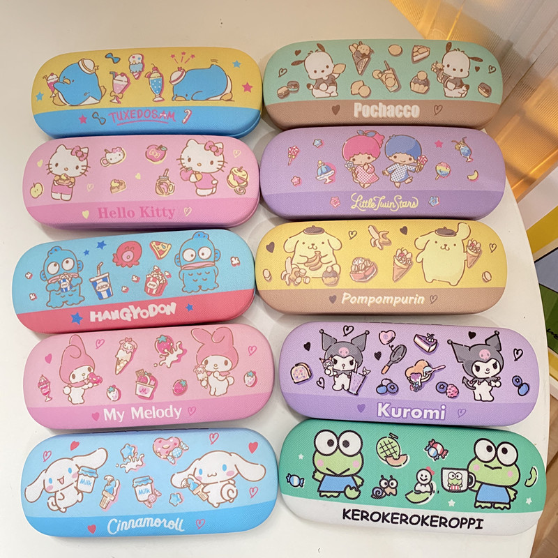 Sanrio Hello Kitty Cinnamoroll Kuromi แว่นตาสายตาสั้นแว่นตากล่องเก็บอะนิเมะ Kawaii น่ารัก Creative Travel แบบพกพาหญิง