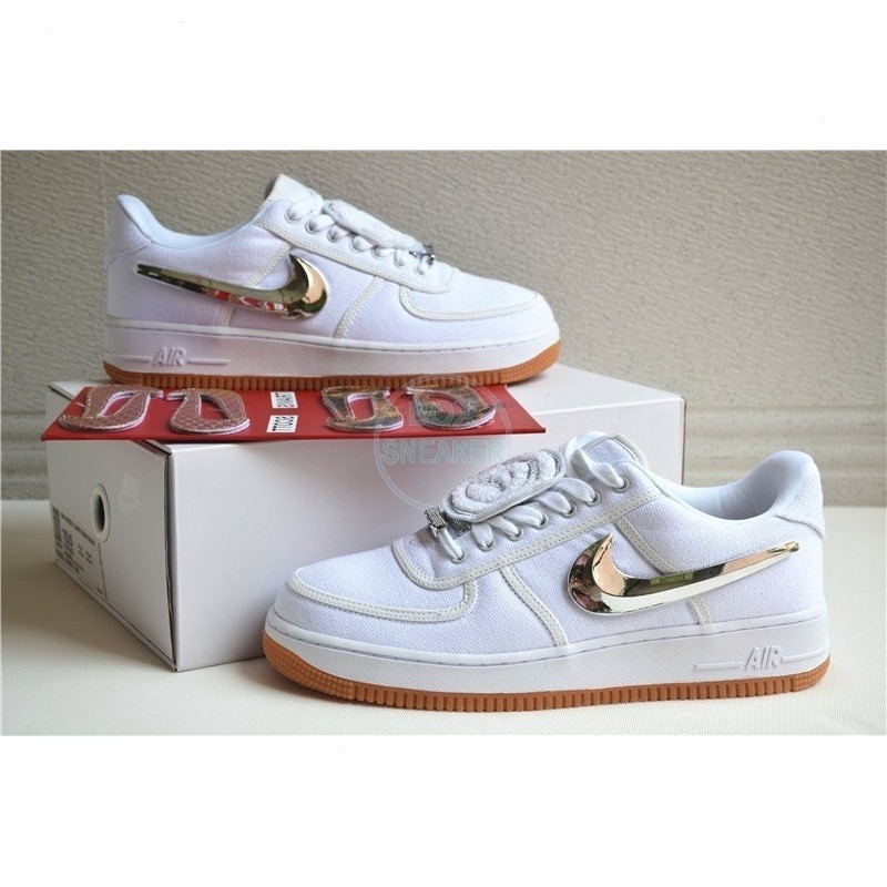 Nike Air Force 1 สะท้อนแสงสีขาวล้วน Travis Ma